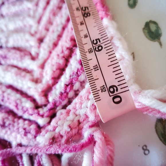 Vintage Pink Hand Knit Granny Blanket Throw - Picture 3 of 5
